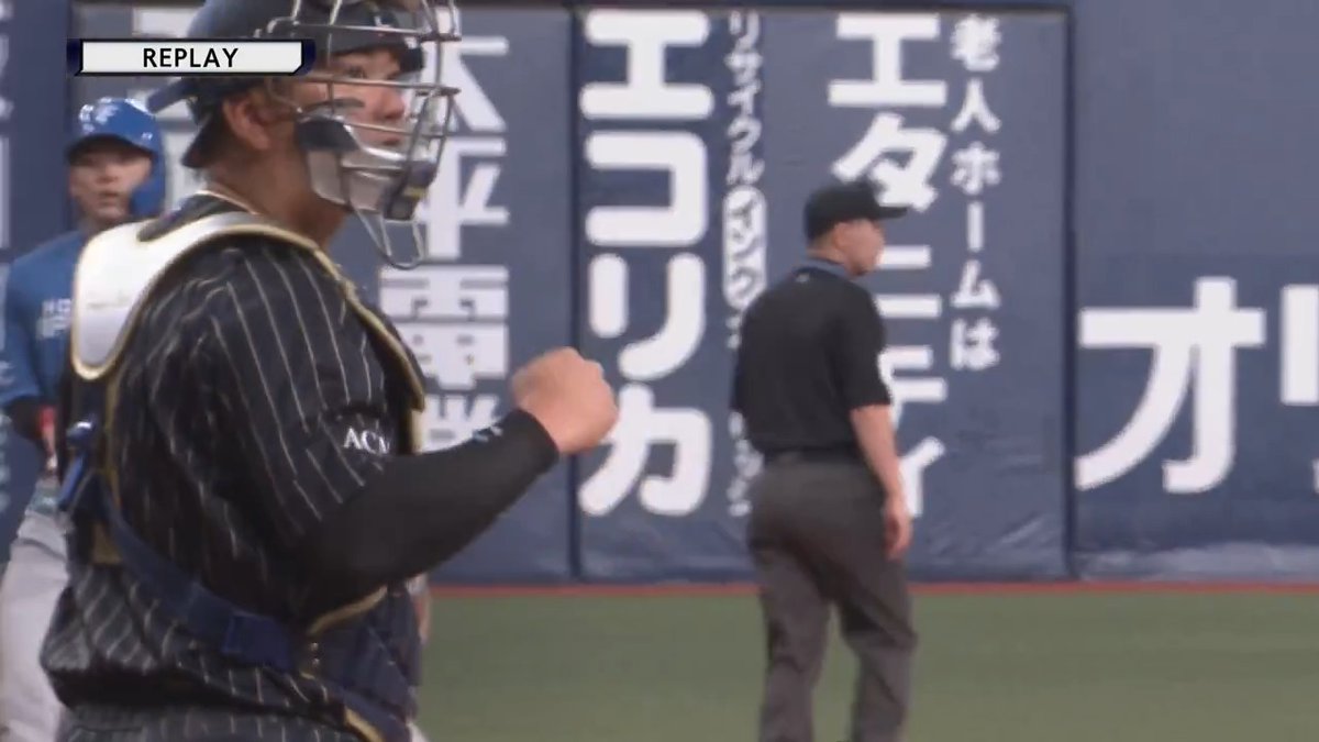 こちらもオリックス #ペル がピンチを抑える‼️ #トモヤ も小さくガッツポーズ👏 #ペルドモ 投手 #森友哉 選手 #Bs2025 👇ライブ配信はこちら