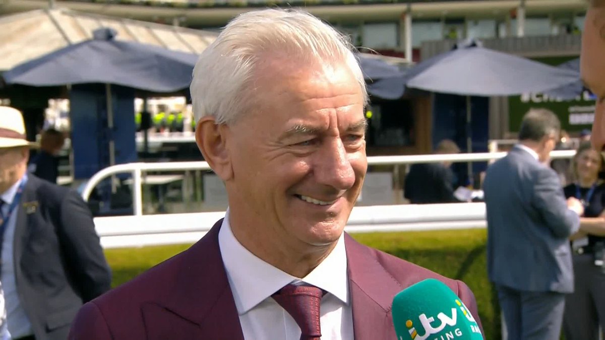 Liverpool LEGEND and the club's all-time leading goalscorer, Ian Rush ❤️ 660 Games 🏃‍♂️ 346 Goals ⚽️ #ITVRacing | Ian Rush MBE | chesterraces | Oli Bell | #LFC