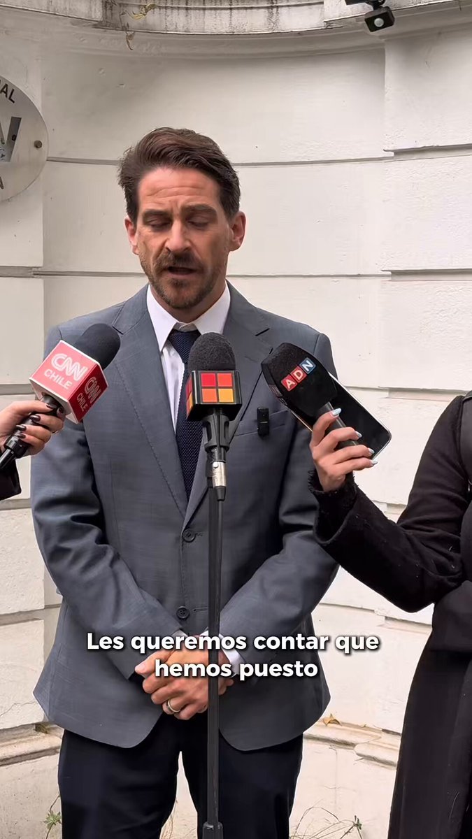 Hoy presentamos una denuncia formal al CNTV contra Mega por el reportaje sensacionalista y falso que emitieron vinculándome sin fundamento alguno con la Clínica Sierra Bella. Cuando los medios de comunicación faltan a la verdad, no nos quedamos callados ni caemos en la trampa de la polémica superficial. Actuamos con claridad y firmeza, usando los canales institucionales.