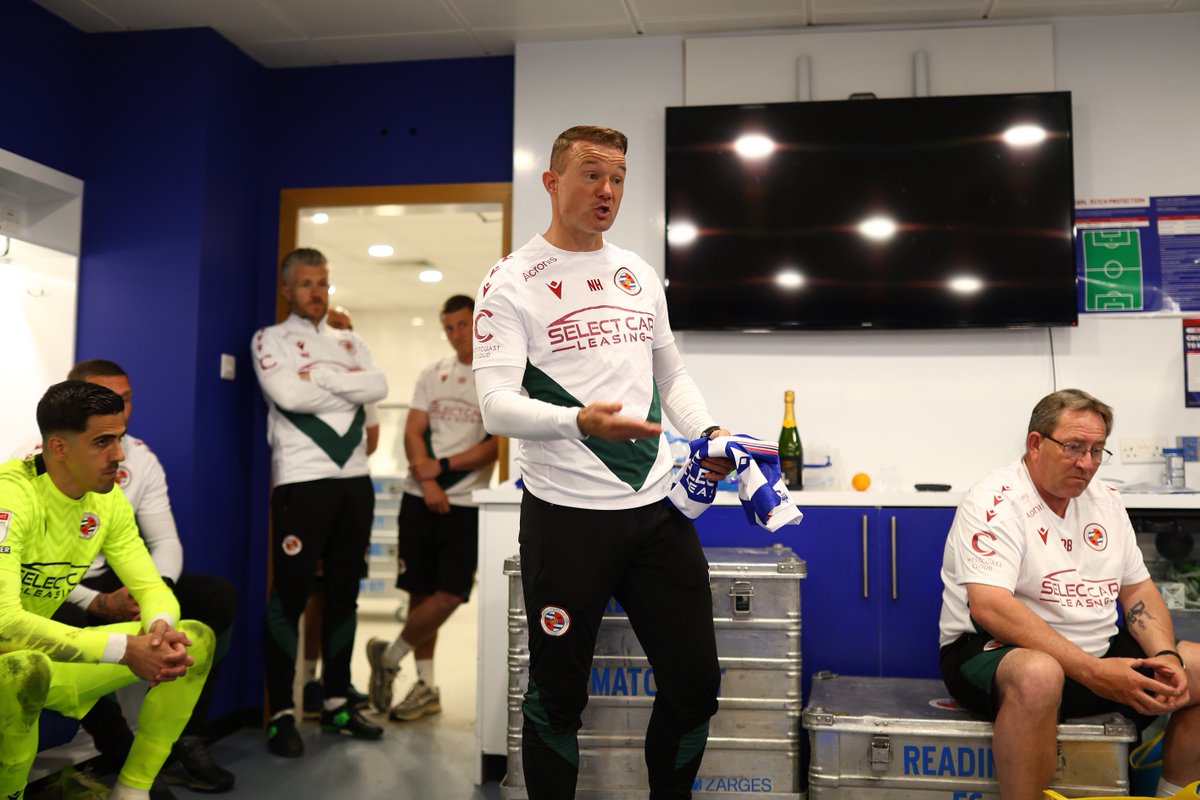 🗣️ "What you have done will never be forgotten." Noel Hunt was full of praise for his side in his final team talk of the 2024/25 season.