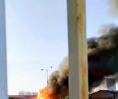 🚨آتش‌سوزی مهیب کارخانه رنگ در شیراز