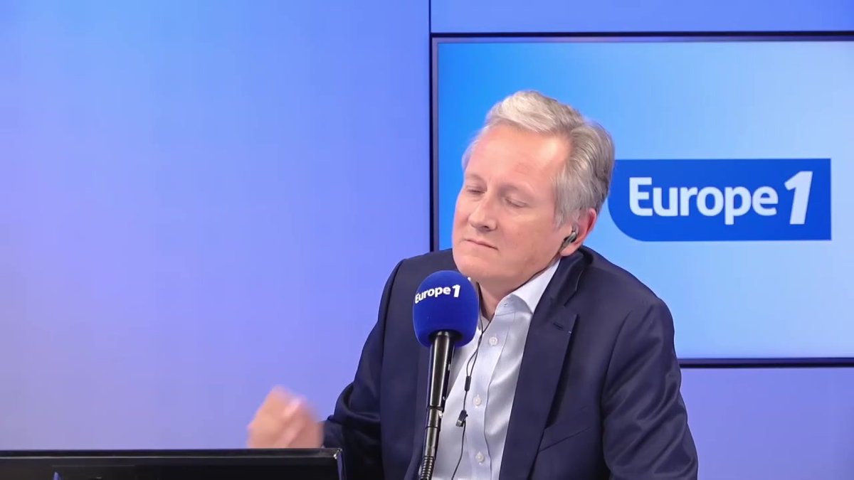 « Je pense que je suis la seule personne en France à dire que la guerre des chefs, c’est une très bonne chose pour la famille politique qu’est LR », estime Louis Sarkozy, dans #Europe1Soir sur #Europe1.