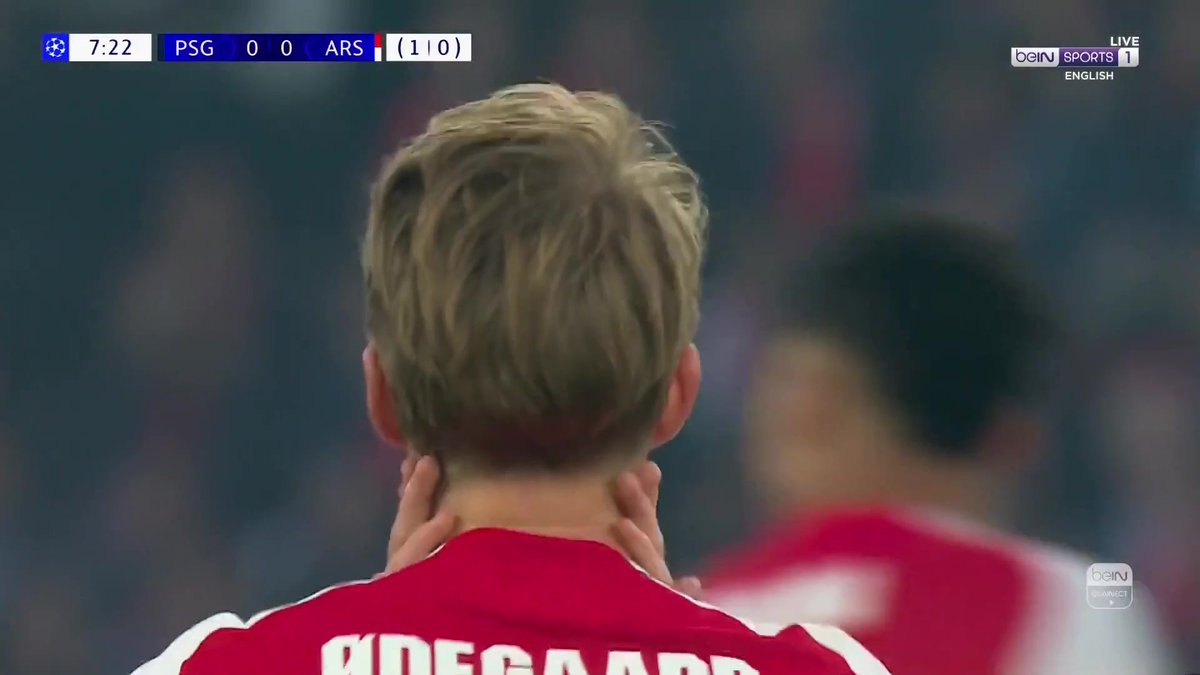 🧤 Another sensational stop from Donnarumma to deny Ødegaard! #beINUCL #PSGARS #UCL