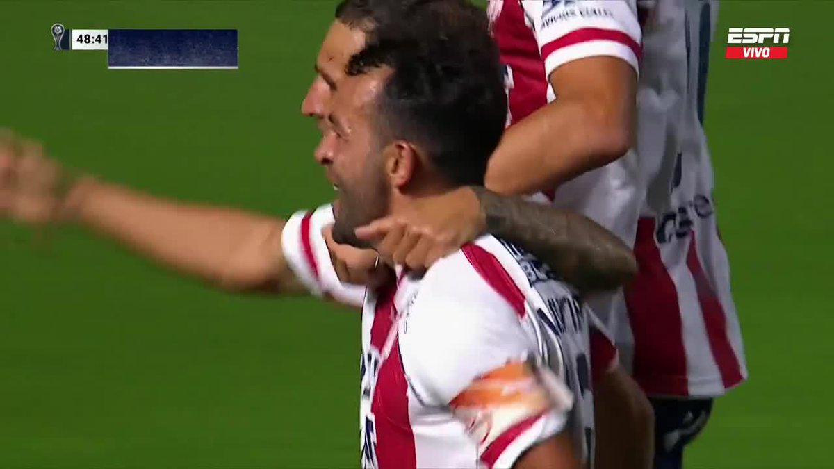 Gran cabezazo de Lucas Gamba para establecer el 1-0 de Unión 🇦🇷 contra Palestino 🇨🇱 en la Copa Sudamericana 🏆.