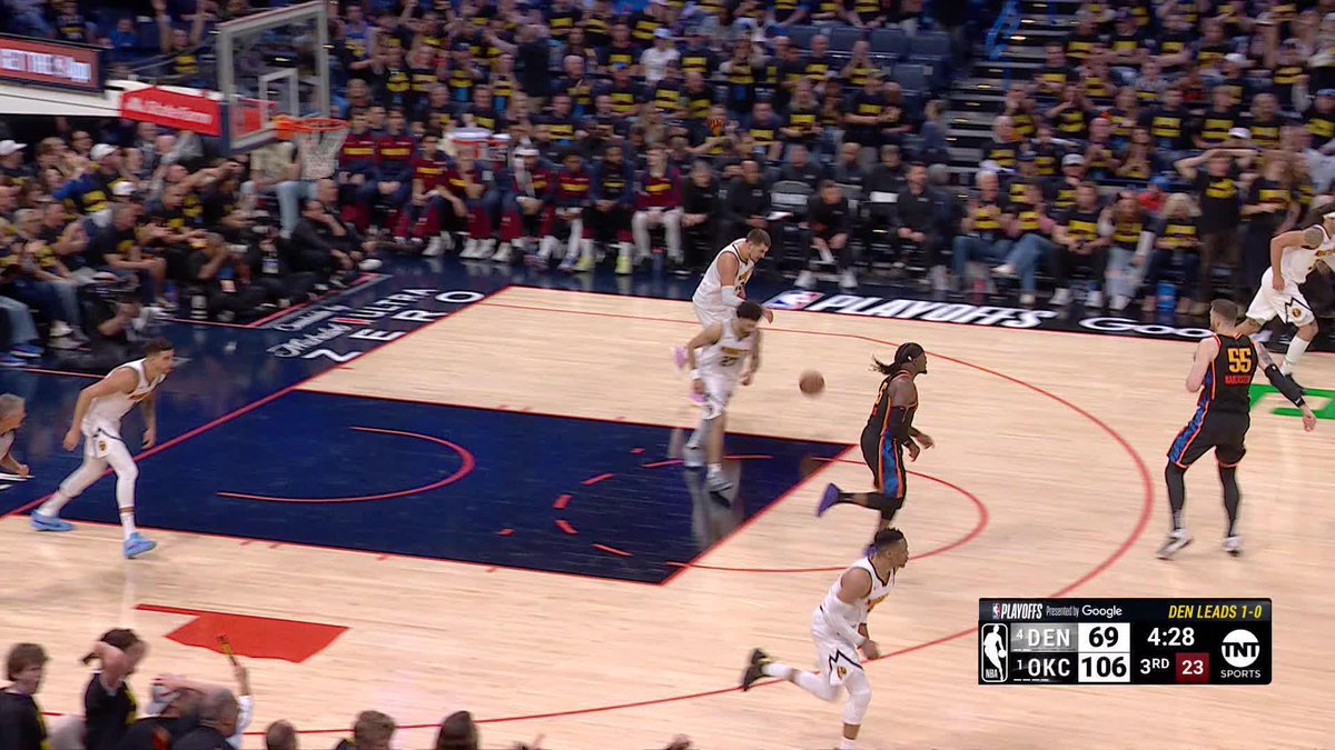 SGA lost Aaron Gordon on the stepback J 🔥 Thunder keep pouring it on in Game 2