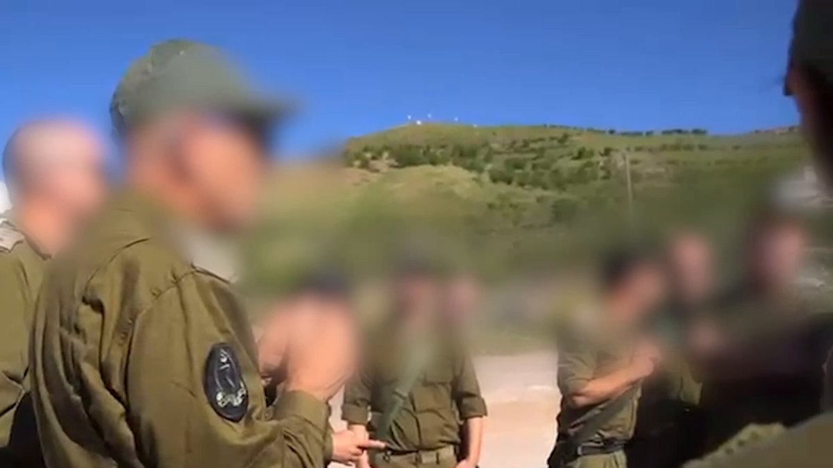 🎥WATCH: The IDF has begun operating a forward mobile triage facility in southern Syria near the village of Hader. This is part of ongoing efforts to support the Syrian-Druze community and ensure their safety. The IDF continues to monitor developments and remains at peak readiness for defense and various scenarios.
