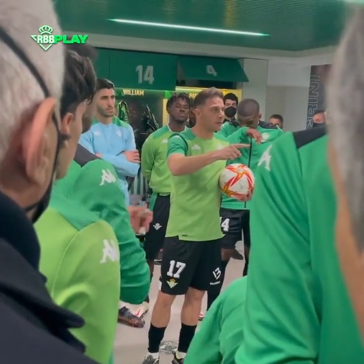 Voy a rescatar esto por que hoy, HOY nos jugamos algo muy bonito. JUNTOS.