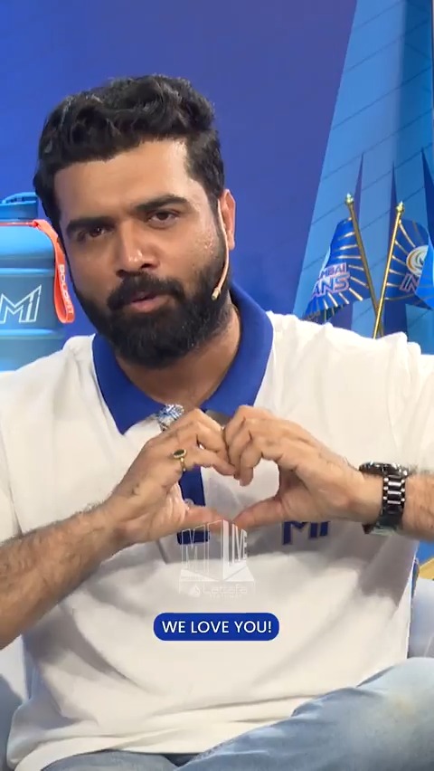 "๐๐ ๐๐ง๐ ๐ ๐๐๐ข๐๐ก๐ฎ" ๐ฅน๐ On #MILive, presented by Lattafa Perfumes, the crew talks about what makes Mumbai Indians connect with fans across India ๐ฏ #MumbaiIndians #PlayLikeMumbai