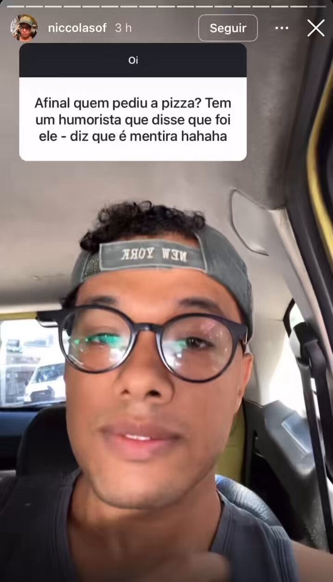 nicolas (funcionário do copacabana palace e que subiu no palco para traduzir a carta de lady gaga) desmentindo a fake news que foi o diogo defante enviou as pizzas e não a gaga. enquanto isso o flesch propagando fake news