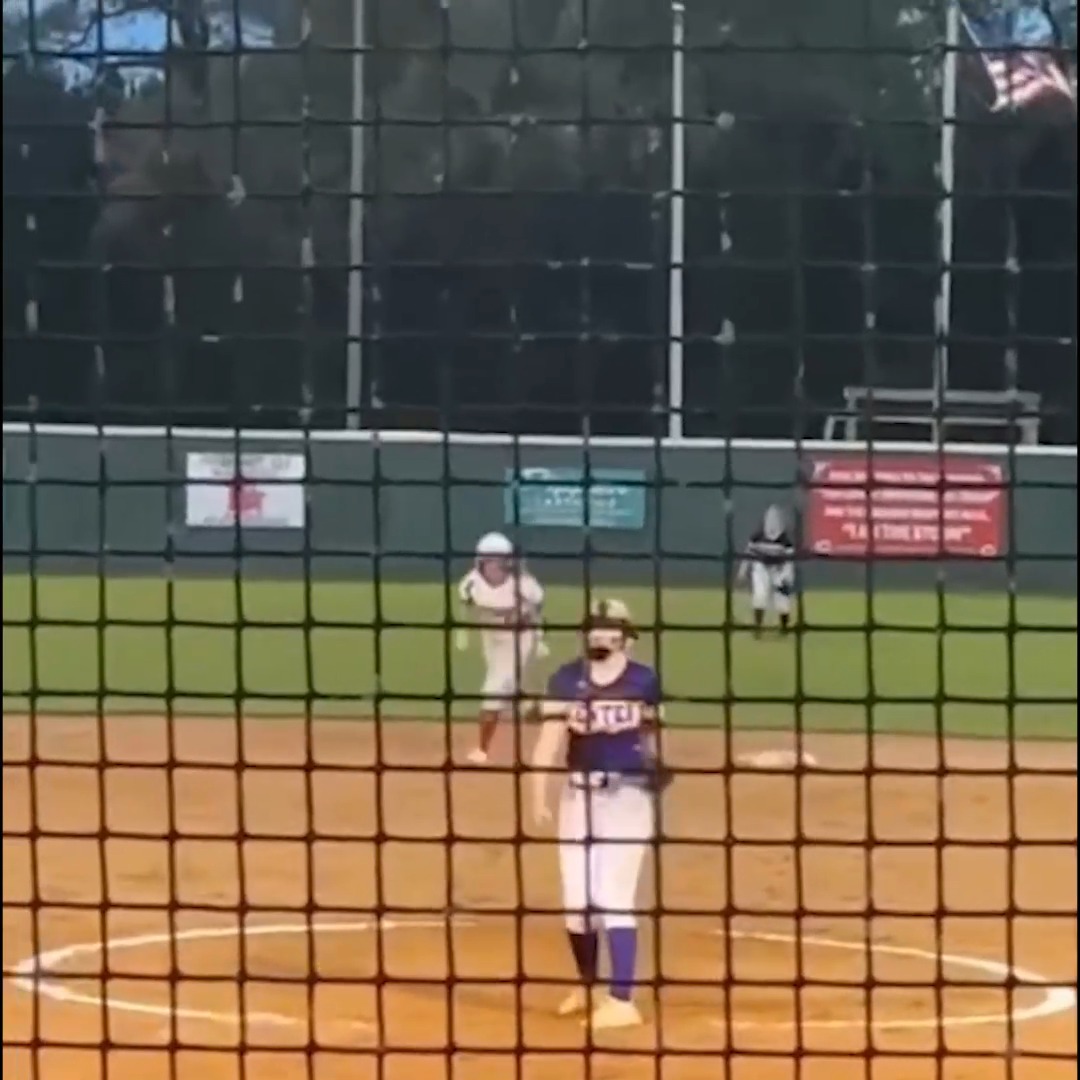 Just wait for it... There's NO WAY she fell for that 😭 (via kayannacox/TikTok)