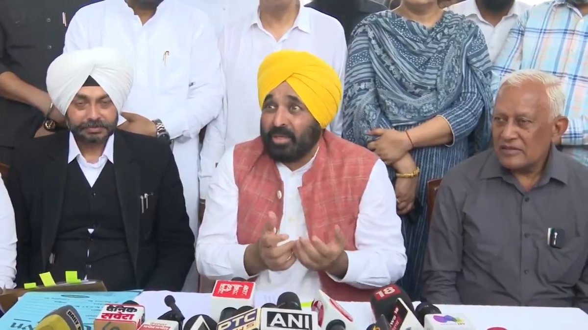 पंजाब के मुख्यमंत्री Bhagwant Mann का बड़ा बयान: हम अपनी सेना का पूरा सहयोग करेंगे 🇮🇳 पानी पर CM ने BJP को घेरा — कहा, हमारे लिए जानबूझकर पानी का संकट पैदा किया गया है! जंग जैसे हालात में भी बदले की भावना से पंजाब को दोहरी मार दी जा रही है! 😡💧