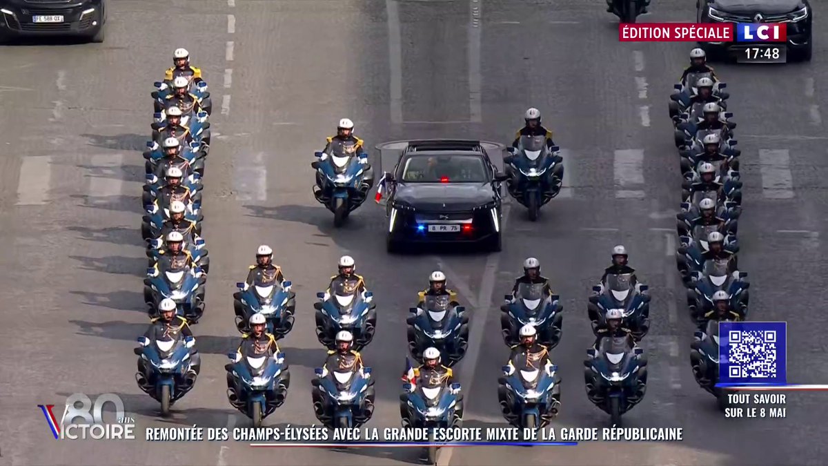 🔴 Commémorations du 8-Mai 1945 ▶️ Emmanuel Macron remonte les Champs-Élysées, accompagné de la grande escorte mixte de la Garde républicaine.