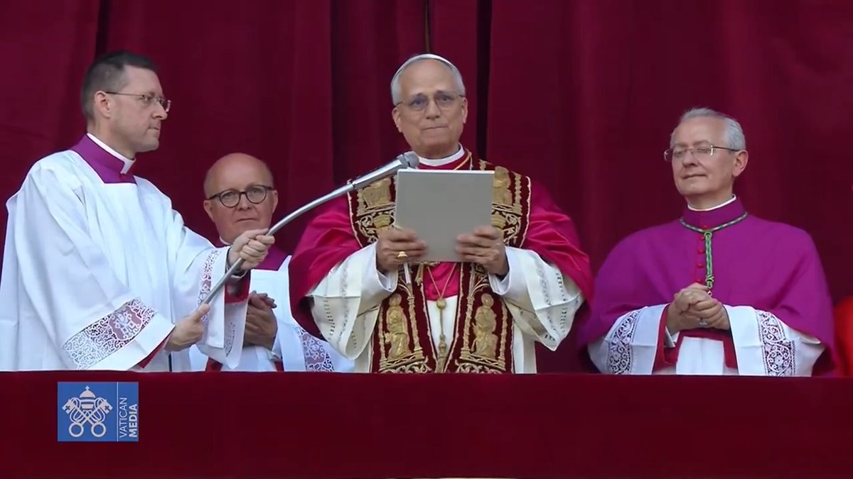 "Francisco": Porque Leon XIV recordó al Papa Francisco durante su discurso