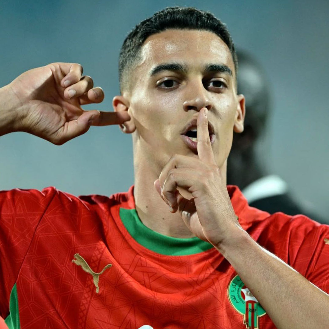 يونس العبدلاوي غير جنسيته النرويجية 🇳🇴 ليلعب مع المغرب🇲🇦 لكن المدرب وهبي أبقاه في دكة البدلاء في مقابلتين،وحين ادخله في الدقائق الأخيرة من مقابلة تونس🇹🇳 سجل هذا الهدف.🥹