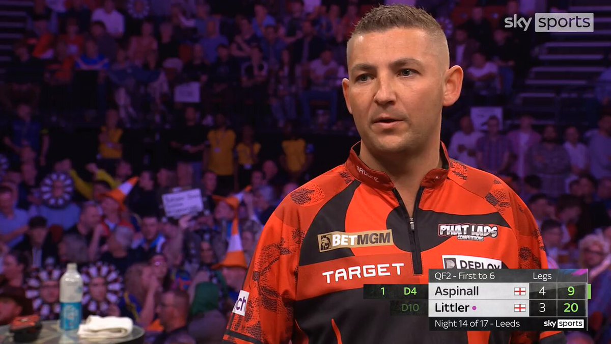 Luke Littler gives the crowd the CRYBABY sign after a checkout 😅😂