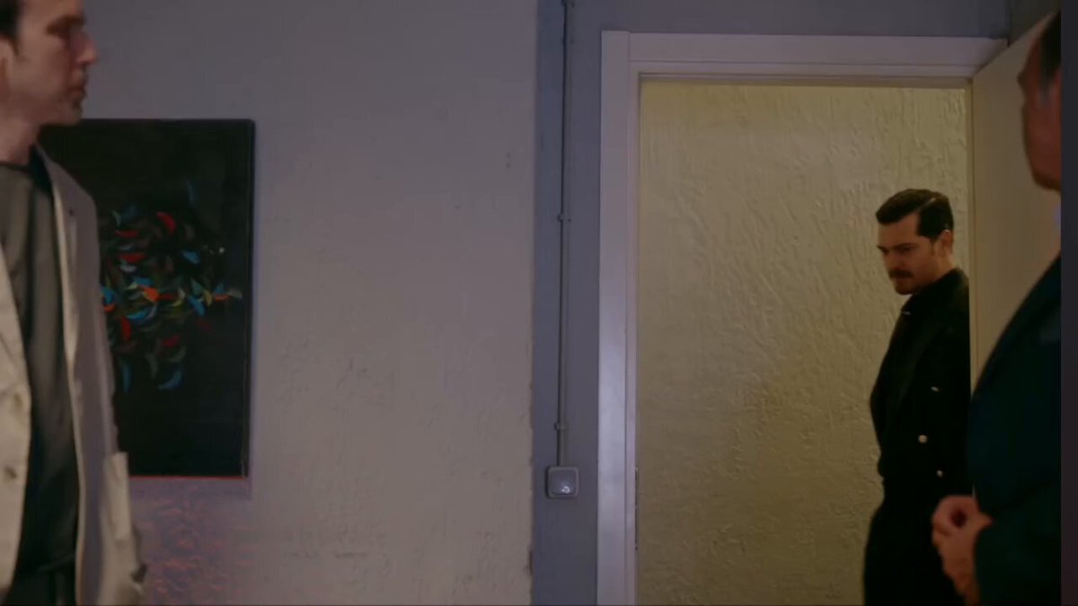 The tension in this scene is surreal, the way he enters the room with his eyes already on her and stands right in front of her not caring about anyone else, then nods his head just like they used to greet each other at the hotel #EşrefRüya #EşSan