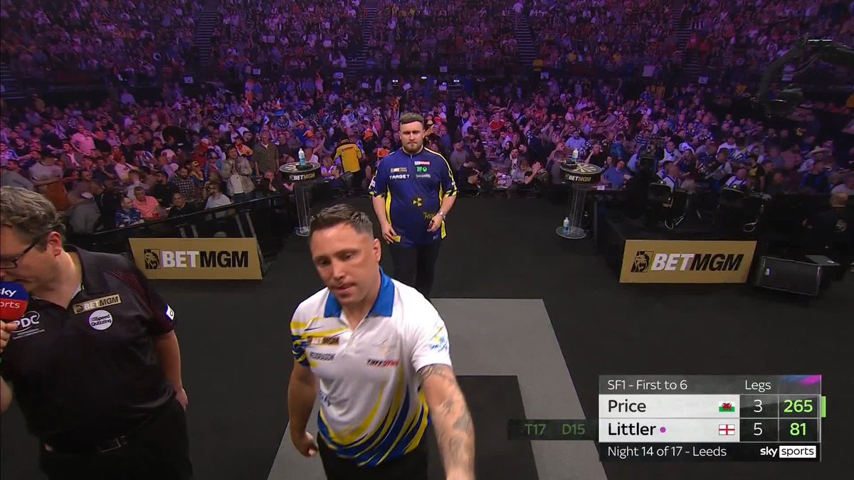 "That is a SUPERB come back from the teenager!" Luke Littler is through to an 8th final in 14 weeks! ๐ฎ๐