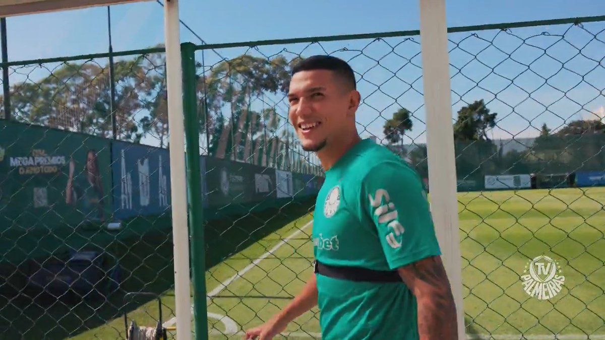 As atividades de hoje também em vídeo: veja os takes exclusivos da TV Palmeiras Sportingbet no início da preparação pro clássico do próximo domingo 🎥❤️‍🔥 ➤