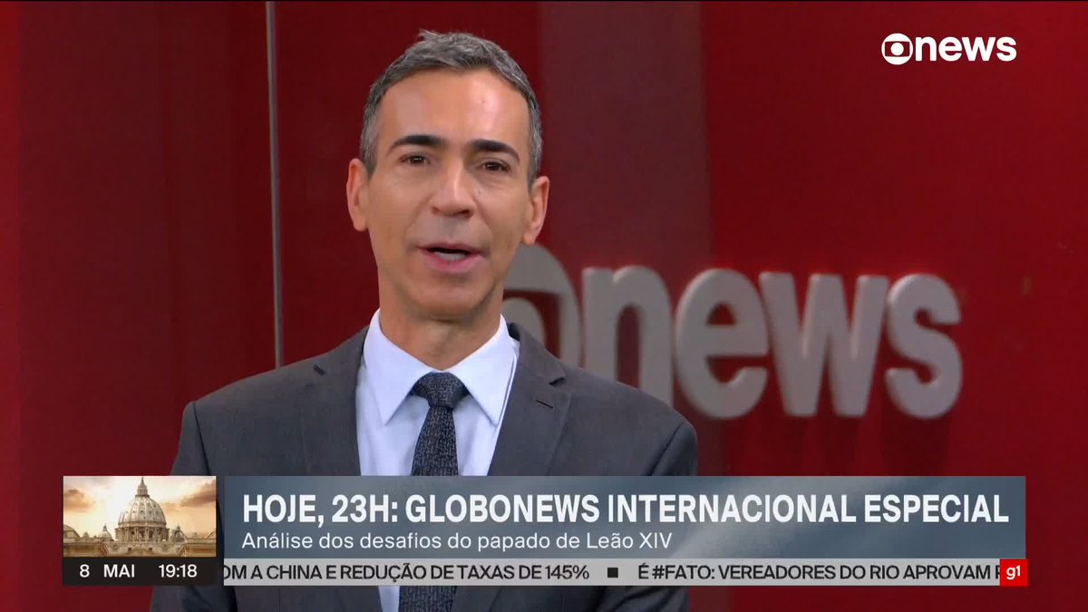 Assista hoje, às 23h, ao #GloboNewsInternacional especial, com Guga Chacra e Marcelo Lins, que vai analisar os desafios do papado de Leão XIV. ➡ Assista na #GloboNews: