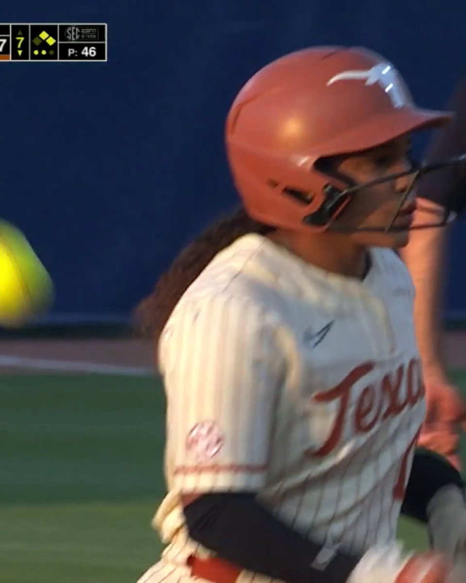 MIA SCOTT WALKS IT OFF FOR TEXAS 🤘 Texas Softball holds off Ole Miss' upset bid to advance to the semifinals 🥎