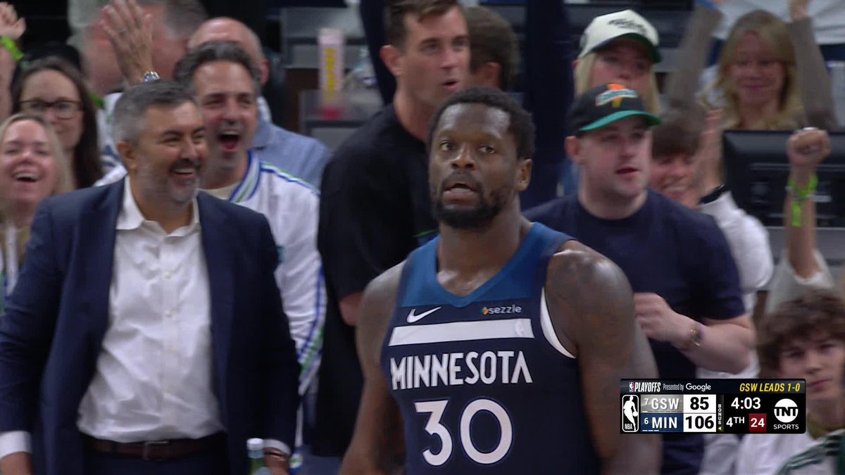 Julius Randle putting a bow on Game 2 for Minnesota 😤