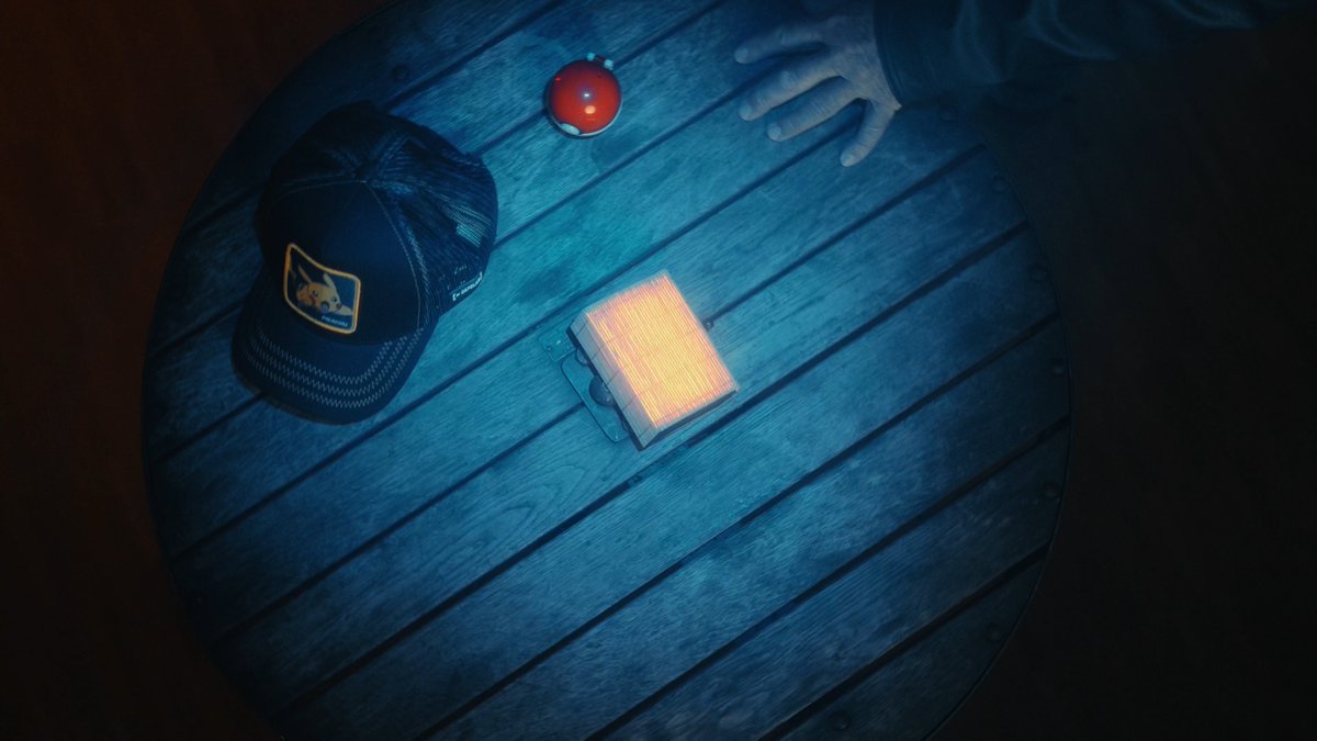 Sind die Dinge wirklich so, wie sie scheinen... Oder verbirgt sich etwas direkt vor unseren Augen? 👀 Bleibt dran, Trainer. 🔑 Teilt diesen Beitrag und markiert einen Freund, um weitere Hinweise zu erhalten! 🕵 #PokemonGORoadTrip #PokemonGO