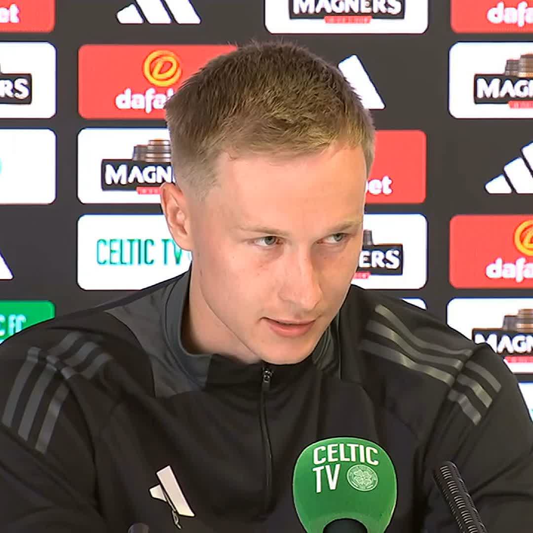 🗣️ “It wasn’t just a bottle… there were lighters, vapes, coins, mugs, all sorts flying" 🗣️ “What if it hits you in the eye?” Goalkeeper Viljami Sinisalo on objects thrown at him during Celtic’s 1-1 draw with Rangers at Ibrox ⬇️