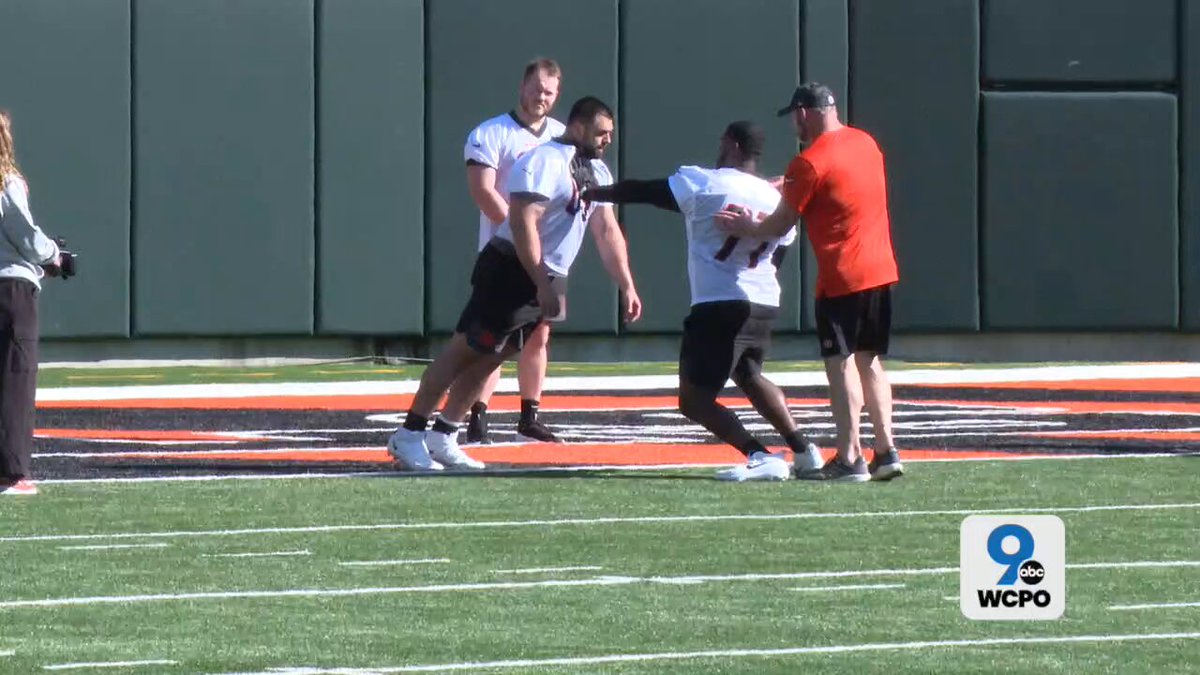 Bengals new offensive line coach Scott Peters is very hands-on in his instruction. This is Peters working with Dylan Fairchild &amp; Caleb Etienne during Rookie Minicamp today: #Bengals WCPO 9