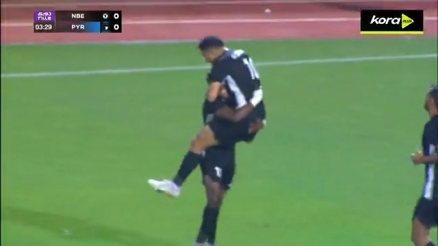 عالطااااااير ✈️ محمد إبراهيم يسجل هدف عالمي لـ البنك الأهلي في شباك بيراميدز 🔥