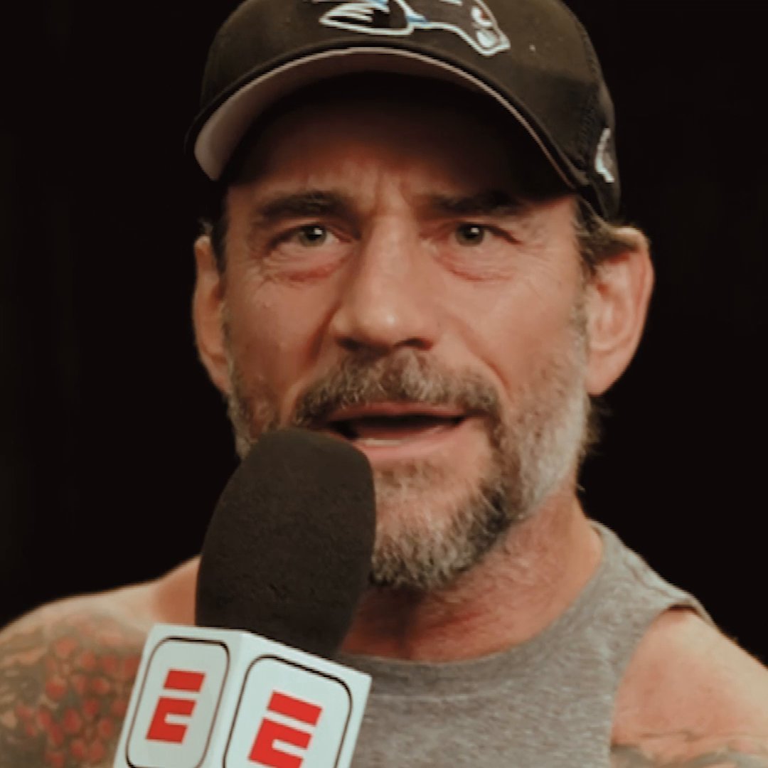WWE Superstar player/coach sends a message to fellow Chicago native Belal Muhammad ahead his first UFC welterweight title defense 🎤 #UFC315 | TOMORROW | 10 PM ET | ESPN+ PPV 🍿