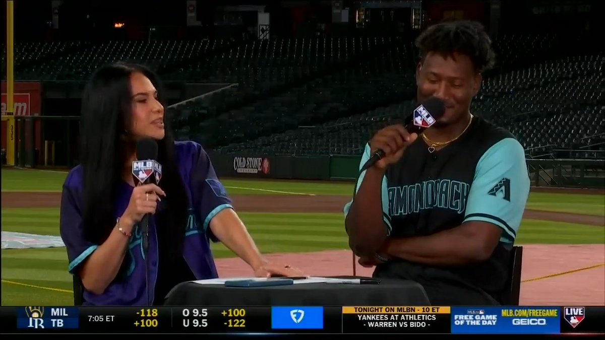 Geraldo Perdomo loves his mom and can't stand Kevin Millar's awful Spanish 😂 The Arizona Diamondbacks star shortstop joins the show! MLB Network + Corona USA