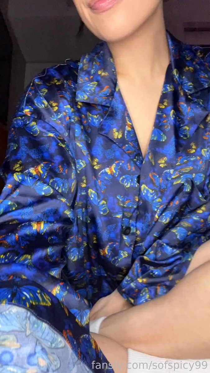 sofspicy99: POV: your petite Latina neighbor sends you this video. how do you react? 🔞 Onlyfans fansly chudai