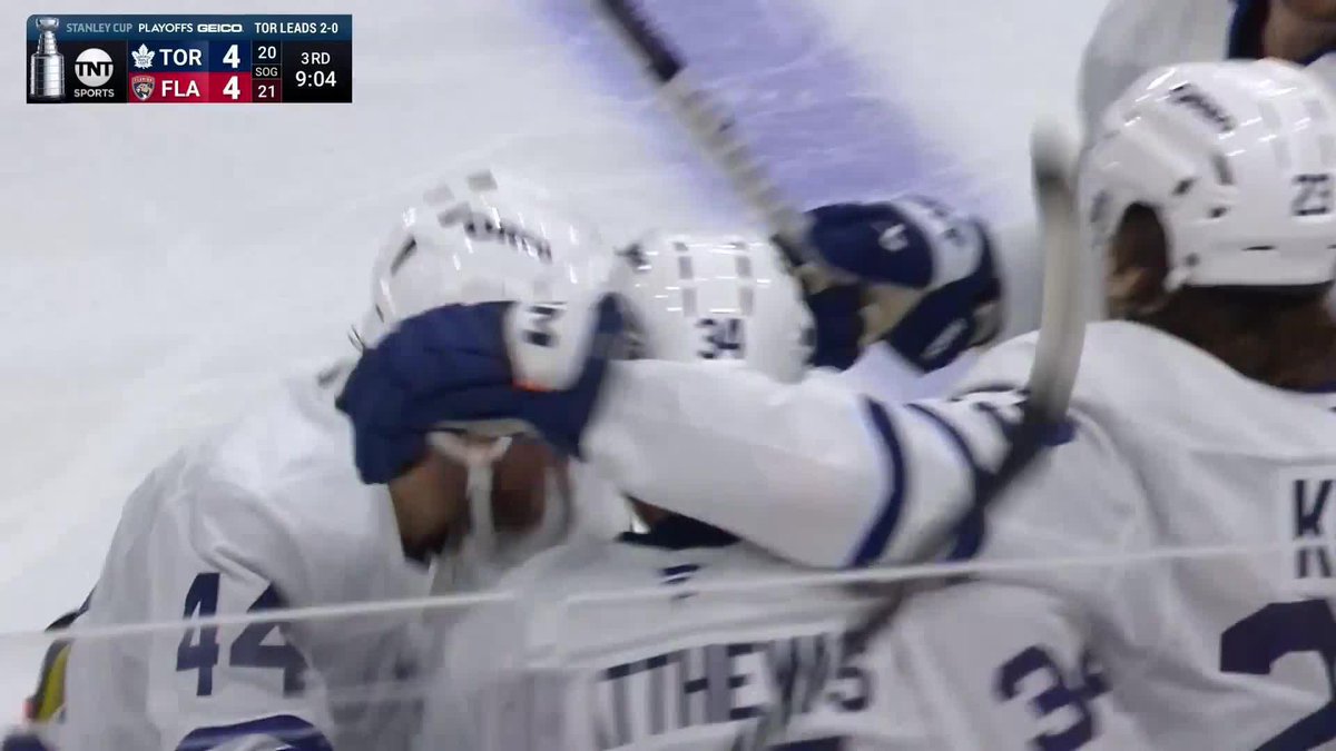 IT BANKED IN OFF SETH JONES 😱 THE LEAFS HAVE TIED THE GAME 4-4 🚨