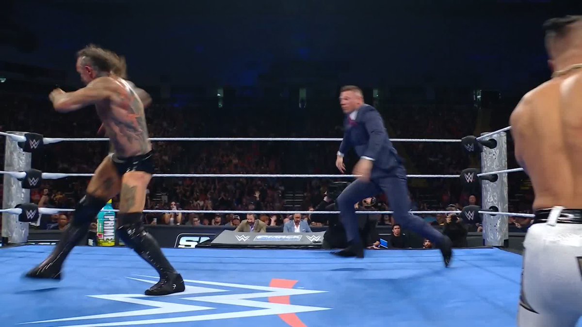 That didn't go how The Miz planned... 😬 Aleister Black #SmackDown