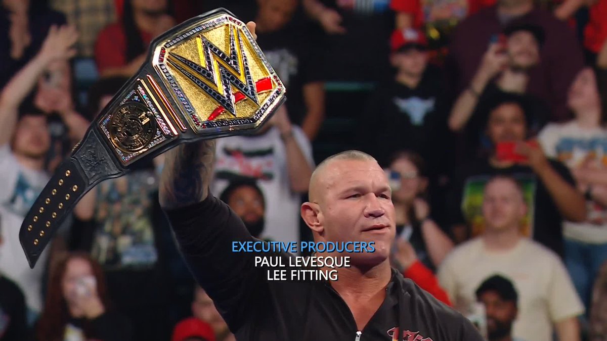 DON’T UNDERESTIMATE THE VIPER! 🐍 Is this a preview of what's to come TOMORROW at #WWEBacklash?! 😱 #SmackDown