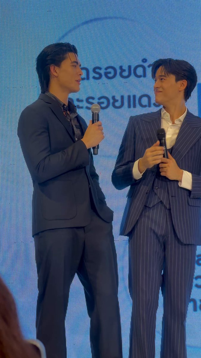 Gawin tucked Joss’s hair behind his ear… excuse me!! DESTINY CLINIC JOSSGAWIN #DestinyclinicJossGawin