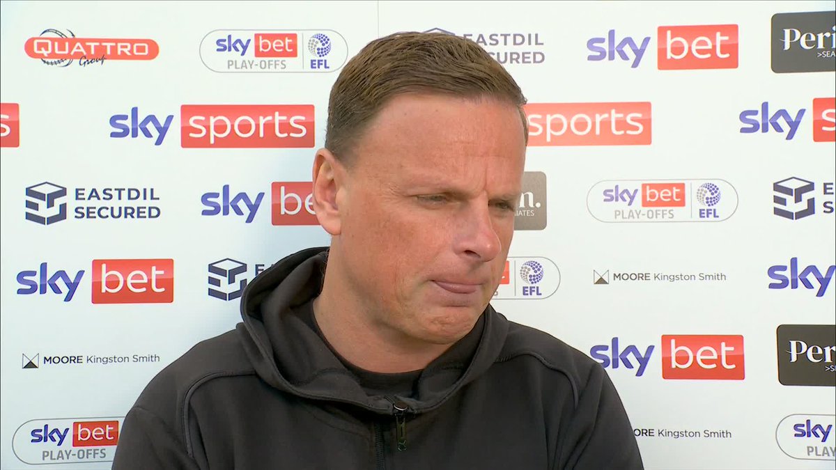 "It's about people that deal with the pressure the most" 🧠 Leyton Orient Head Coach Richie Wellens says his players are ready for the moment 🔴