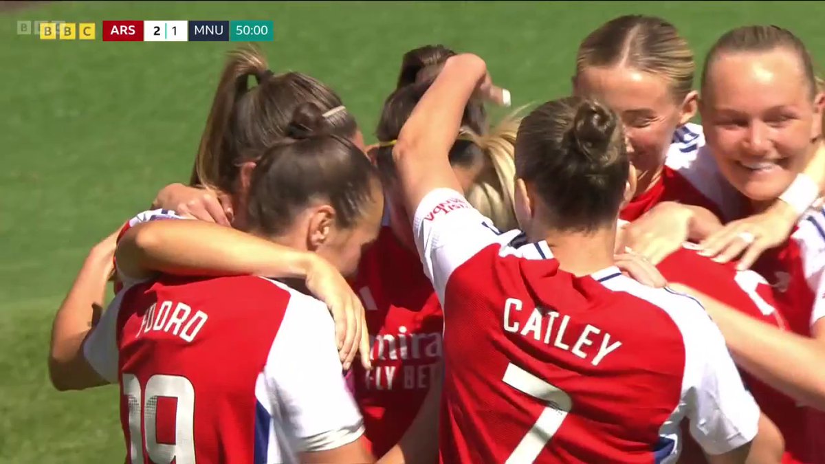 Arsenal retake the lead! 🙌 Mariona Caldentey scores from the spot. #WSL #BBCFootball