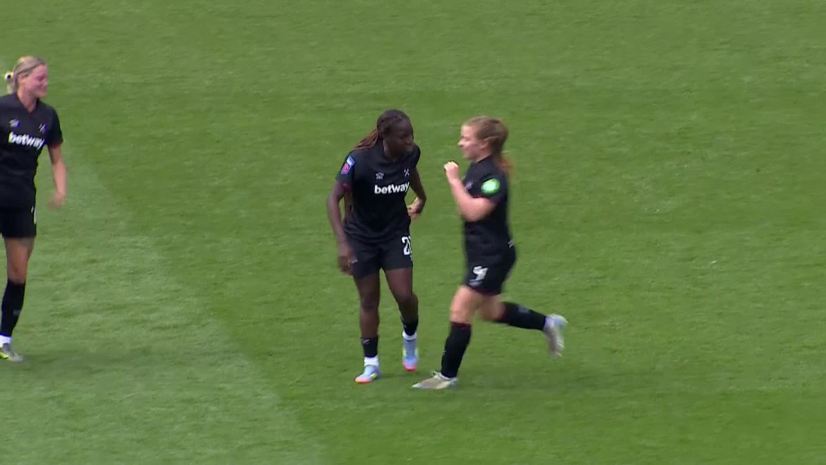 VIVIANNE ASSEYI WITH A MOMENT OF MAGIC 🪄 West Ham United Women #BarclaysWSL