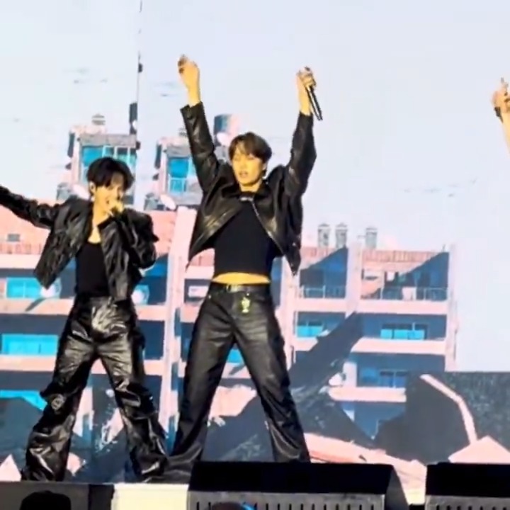THE BEST DANCER