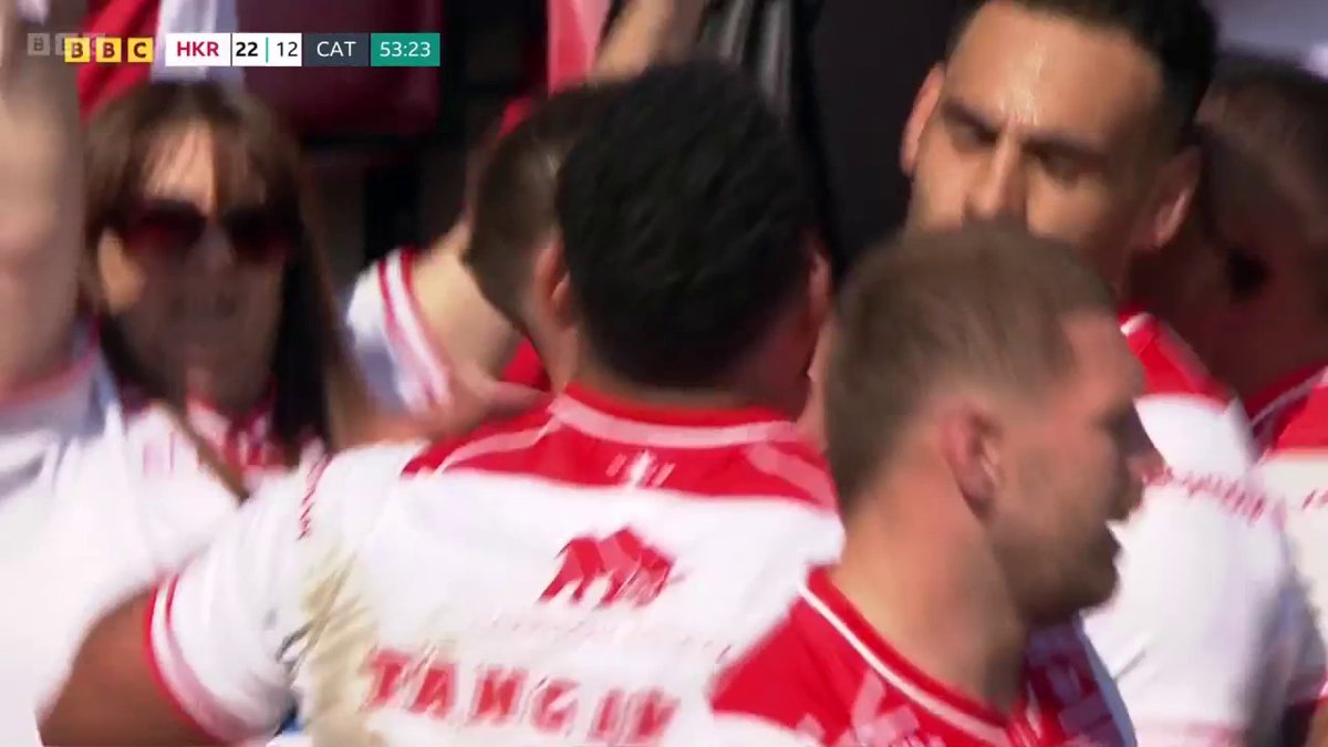 One foot in the final! Jack Broadbent glides through to extend Hull KR's lead. #ChallengeCup