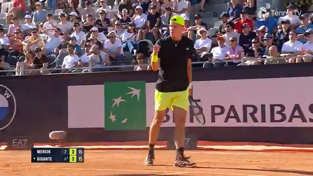 Crash bang wallop! 💥 Big strike from Jakub Mensik. Internazionali BNL d'Italia | #IBI25