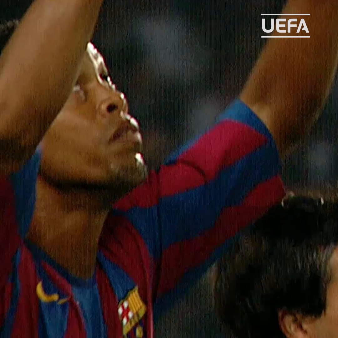 🤠 Otra 𝕝𝕖𝕪𝕖𝕟𝕕𝕒 con el 🔟 a la espalda 🙌 🤙 Ronaldinho un jugador 𝐦𝐚́𝐠𝐢𝐜𝐨 🔮 #UCL
