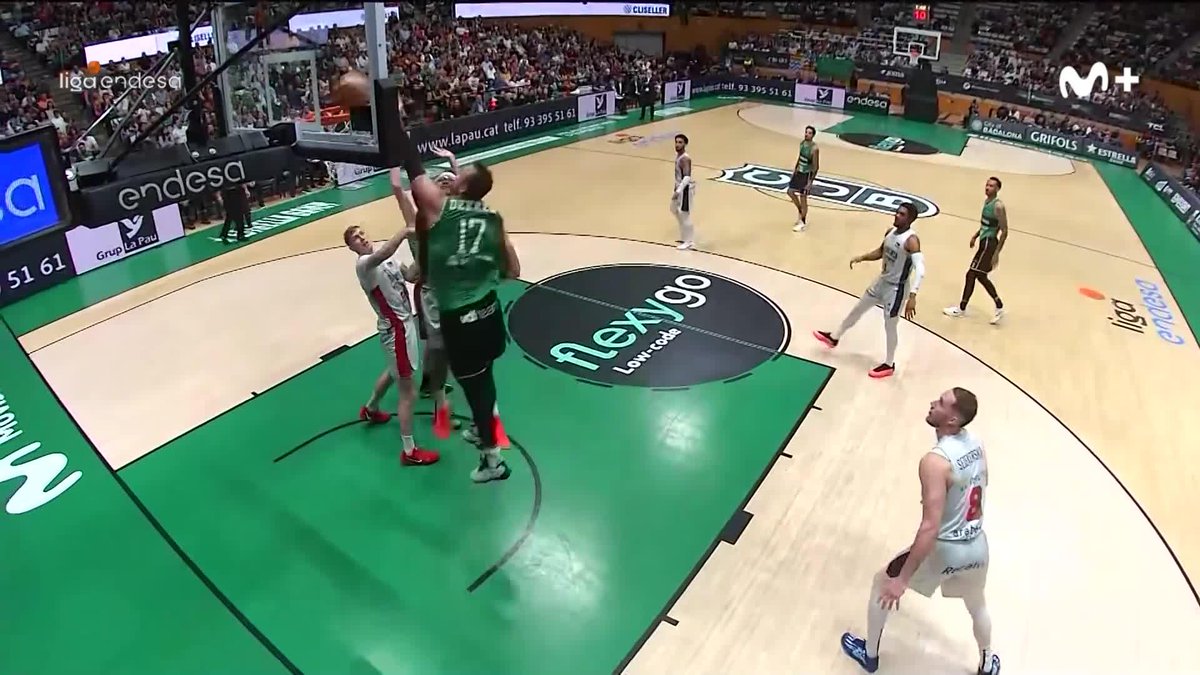 🔥 SAMUEL THOMAS DEKKER Este tío prometía poner a Badalona en pie a su llegada... y vaya si lo está haciendo. ¡BOOOOOOOOOOOOOOOOM, Sam Dekker! 📺 Basket en Movistar Plus+ | #ConectaConTuPasión #LigaEndesa | Club Joventut Badalona