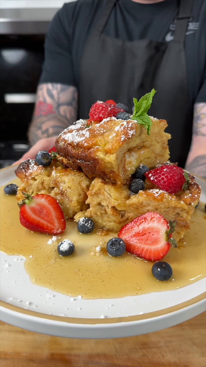 Mother’s Day Brunch - French Toast Casserole… (it’s basically bread pudding.. but it’s 🔥)