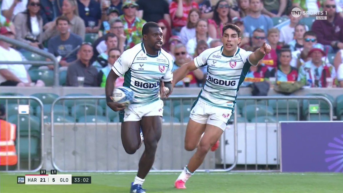 That's more like it from Gloucester Rugby 🍒 and Christian Wade won't be caught from there! ⚡️ Watch live on TNT Sports & Discovery+