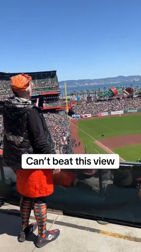 Oracle Park is STUNNING 😍 (via kaseyywallace/TikTok)
