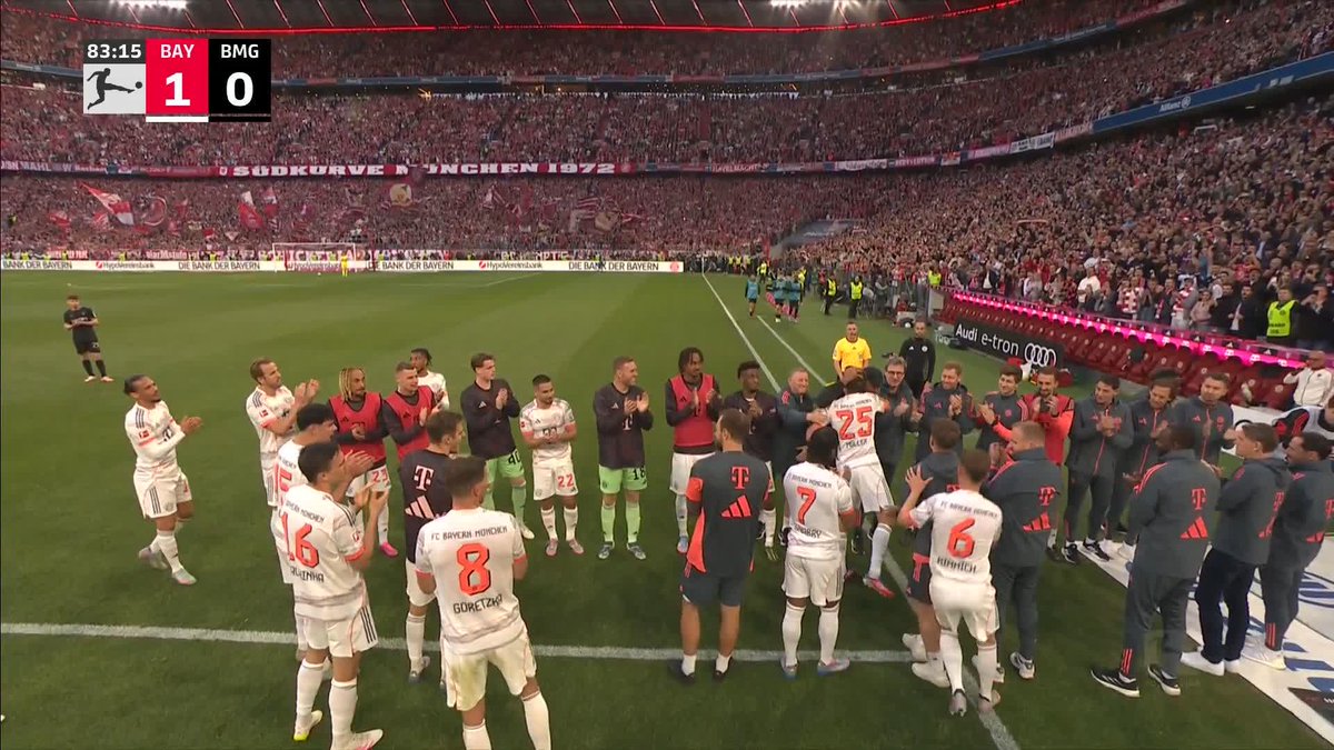 The Allianz Arena bids farewell to Thomas Muller 🥹❤️