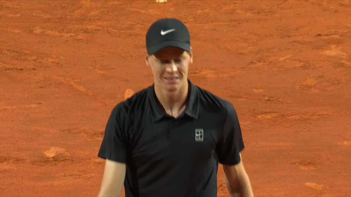 DESPUÉS DE CASI TRES MESES: ¡JANNIK SINNER VOLVIÓ CON VICTORIA! ✅🇮🇹
