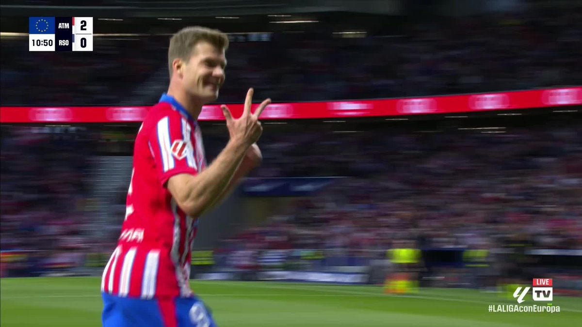 Alexander Sørloth with an 11-minute hattrick for Atleti against Real Sociedad 🤯 Three fantastic finishes by the Norwegian striker to hand his side a big lead early on 🔥 𝑃𝑟𝑒𝑠𝑒𝑛𝑡𝑒𝑑 𝑏𝑦 SBK | 18+ | 𝑃𝑙𝑒𝑎𝑠𝑒 𝐺𝑎𝑚𝑏𝑙𝑒 𝑅𝑒𝑠𝑝𝑜𝑛𝑠𝑖𝑏𝑙𝑦
